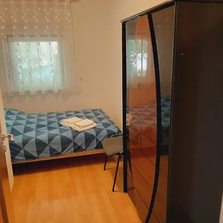 Luna Apartman *